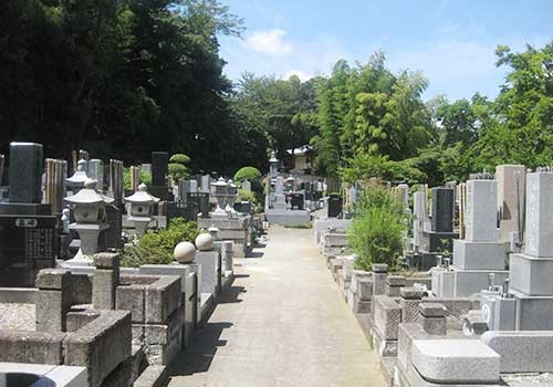 福昌寺の墓地