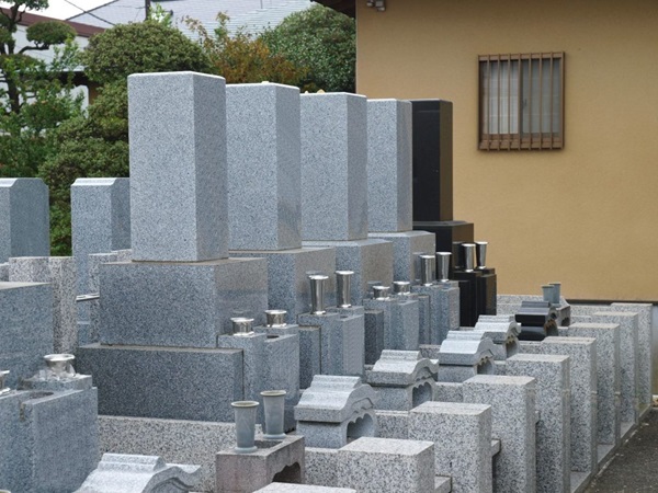 影向寺霊園